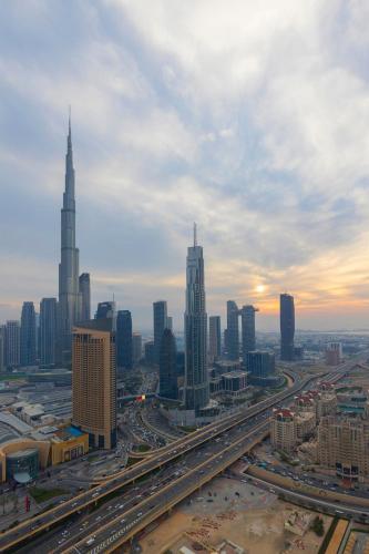 Luxe 3br With Burj Khalifa View-dubai Mall Access