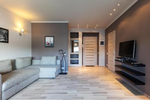 Dream House River Side - image 11