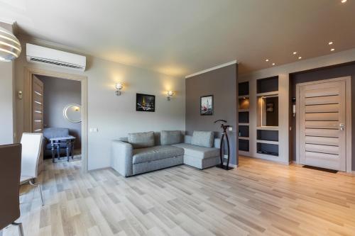 Dream House River Side - image 9