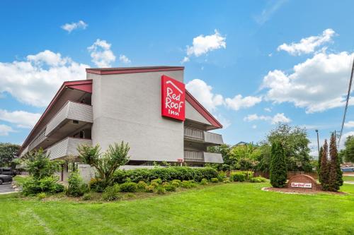 Unterkunft von außen, Red Roof Inn Durham - Duke Univ Medical Center in Durham (NC)