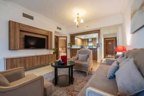 2 BHK City view apartment, Dubai (photo 7)