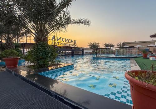 2 BHK City view apartment, Dubai (photo 9)