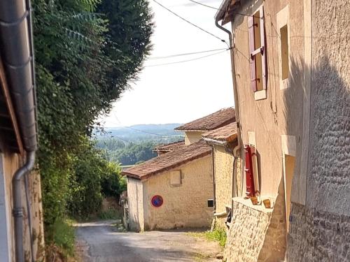 La Nit de la Fontaine gîte à louer Brie-sous-Chalais
