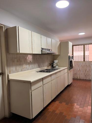 Kitchen, Amplio y Comodo Apartamento La Florida in La Florida