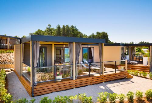 Bella Vista Home for 4+2 Spectacular seaview