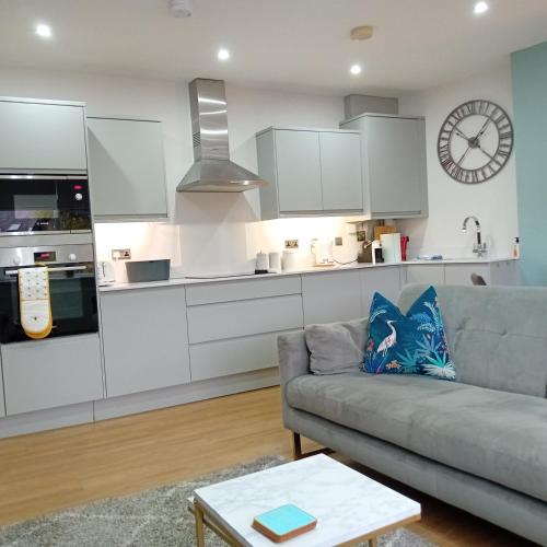 Finest Retreats - The Loft at The Regency - image 4