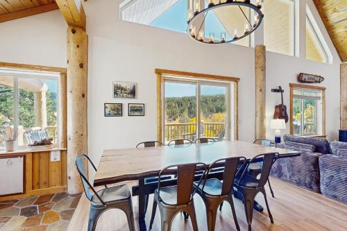 Riverfront Lodge in Pagosa Springs, USA
