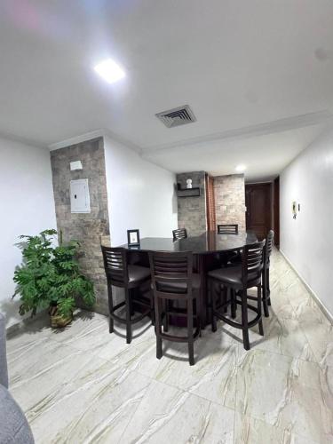 Entire home in Lechería, Venezuela (Entire home in Lecheria, Venezuela) in 波多拉克魯茲
