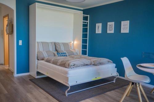 Inselblume 78 - Ferienwohnung mit Strandkorb in Burgtiefe in Sudstrandpromenade