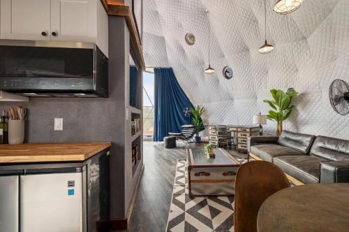 Luxury Glamping Dome on Texas Farm in San Marcos