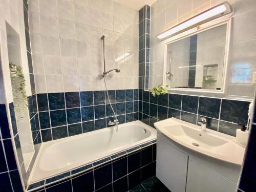 B20 Apartment - image 6