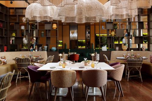 Crowne Plaza Madrid - Centre Retiro by IHG Hotel de charme Parque de Roma