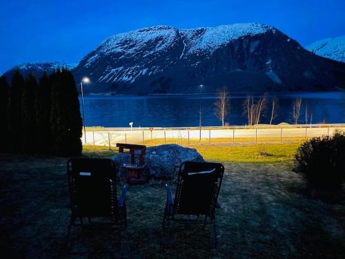 JOlster apartaments - lake view in Шає I Йолстер