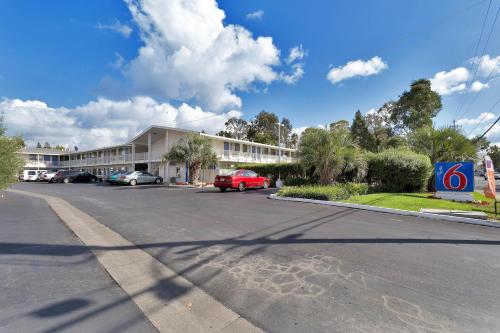 Motel 6-Santa Rosa CA - South - image 9