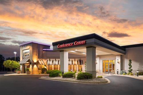 Best Western Premier Bridgewood Hotel Resort - image 9