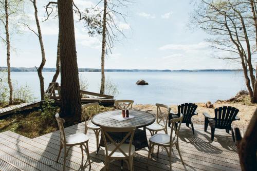 Зручності, Töyräniemi (Toyraniemi) in Salmentaka