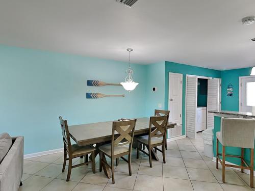 Woodland Shores #20 near Bad Ass Coffee