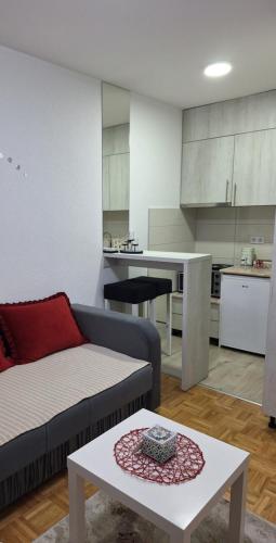 Tri Sunca - Location saisonnière - Železnička Stanica Bijeljina