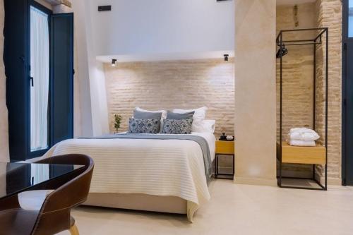 Luxurious studio with Jacuzzi in Casa Pilatos