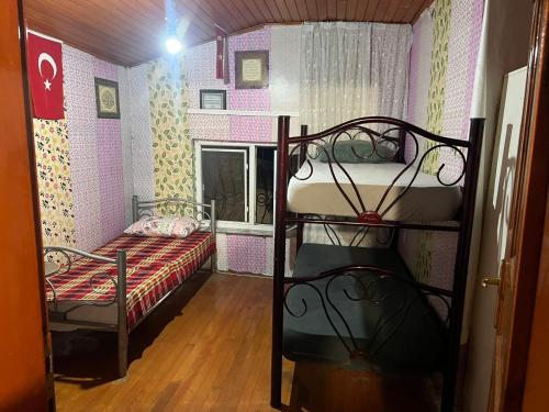 Male Student/Guest Affordable Dormitory in Fatih - image 11