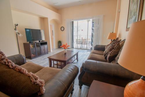 บริการและสิ่งอำนวยความสะดวก, Relaxing Florida Escape – Pool Spa and Fun in ไฮน์สซิตี้ (FL)