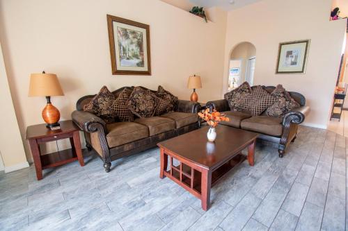 บริการและสิ่งอำนวยความสะดวก, Relaxing Florida Escape – Pool Spa and Fun in ไฮน์สซิตี้ (FL)