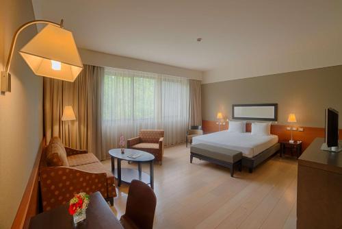 room detail thumbnail 0