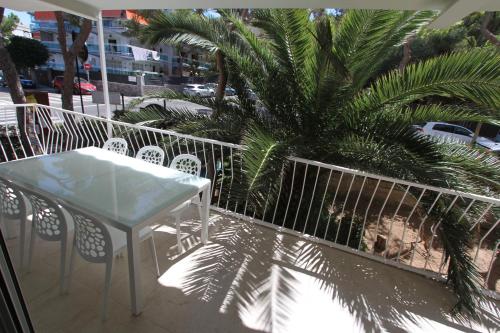Apartment image 9