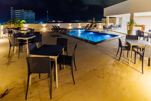 View, El Aram Beach Express in Ponta da Terra