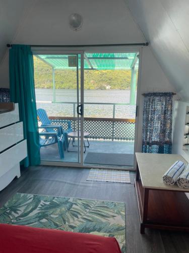 Cottage Beach in ปีฮาเอนา