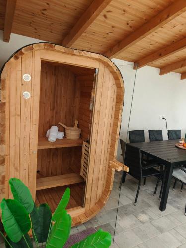 Panoráma Vendégház Jásd (Panorama Vendeghaz Jasd) in ยาสด์