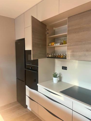 ห้องครัว, Moderní apartmán Vila Domus (Moderni apartman Vila Domus) in ยาโรเมอร์