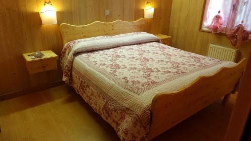 Bed, Albergo Ristorante K2 in Roana