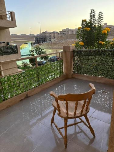 Private bedroom with shared bathrooms at Now Cairo, New cairo (Foto 6)