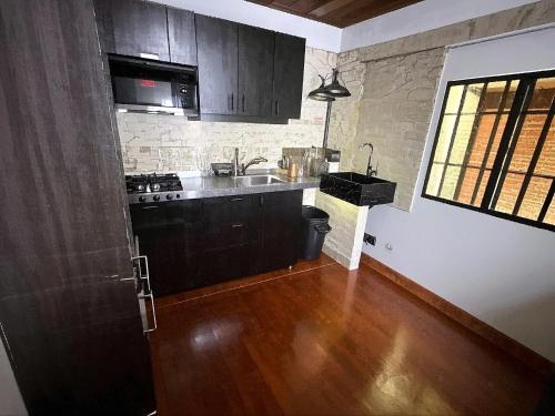 Aparta Suites Torre de Prado 305 Apartamento para 8 Personas, Medellín (foto 9)