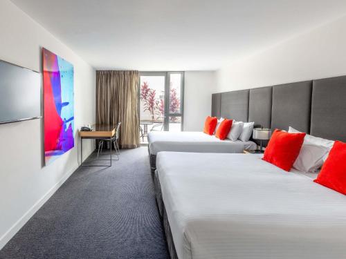 Mantra South Bank Room Type - Twin Studio
