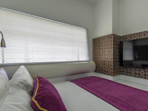 Photo - BreakFree on Cashel, an Accor Hotel