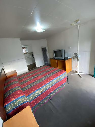 Tacoma Center Motel - main image