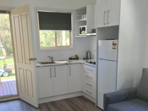 Lakeside Forster Holiday Park Room Type - Standard Two-Bedroom Cabin