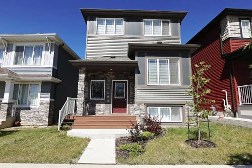 Hotelli välisilme, Kinglet 4BR Getaway AC Garage Near WEM Disney in Acheson (AB)