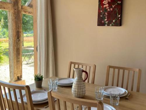 Gîte La Huzarde à Montbeugny pour 4 pers. avec animaux admis et parking - FR-1-489-599 (Gite La Huzarde a Montbeugny pour 4 pers. avec animaux admis et parking - FR-1-489-599) in Neuilly-le-Réal