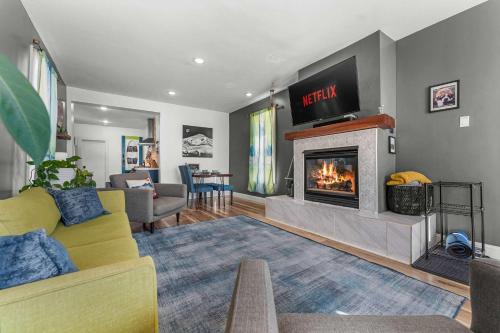 Beautifully Remodeled 2bd in the Perfect Location