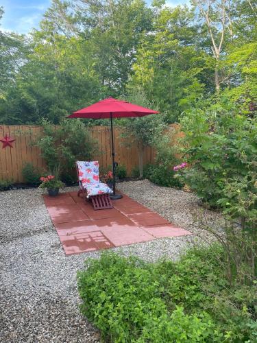 Tranquil Manitoulin Log House Retreat in กอร์ เบย์ (ออนทาริโอ)