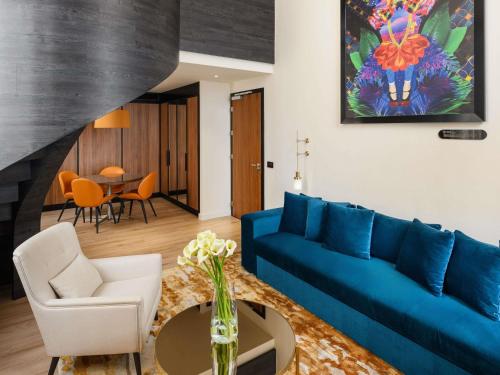 Hard Rock Hotel Budapest - image 6