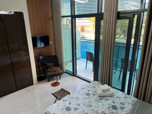 Studio in Business Bay with Huge Balcony & Pool View near to Metro, Dubai (Foto 7)