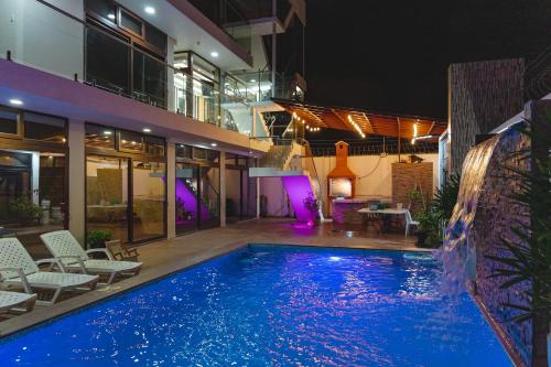 Yesimar Hotel in ساليناس