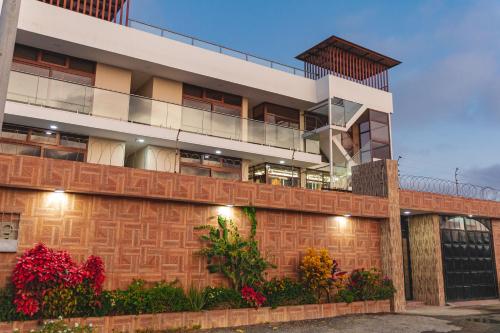 Yesimar Hotel in ساليناس