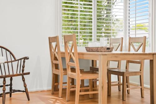 Comfy Croydon Family Getaway Near Trails and Cafes in Croydon