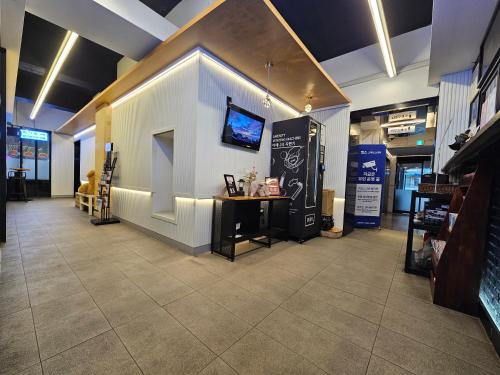 Lobby, Sokcho Ritz Hotel in Sokcho-hang