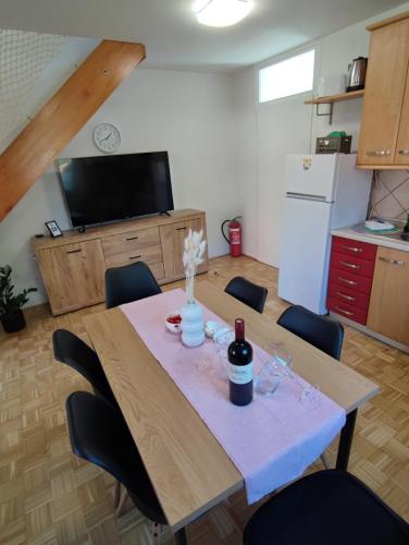 Apartment by MICHELLE, Čatež ob Savi (foto 6)